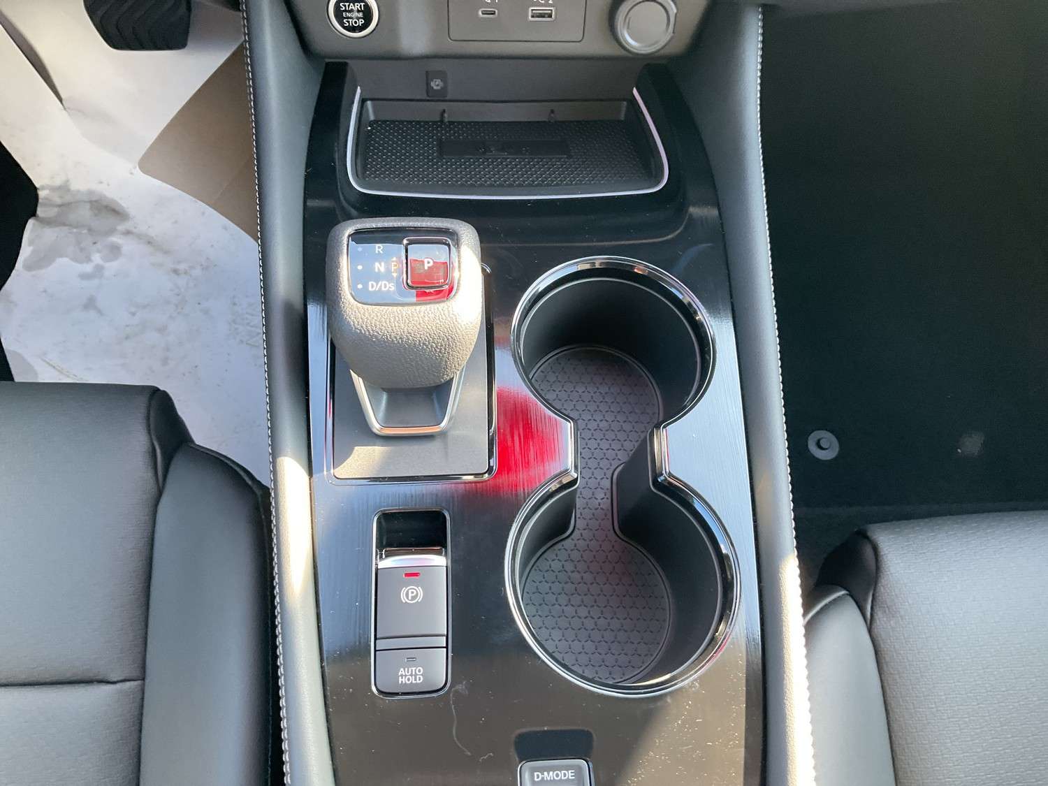 Fahrzeugbild eines Nissan X-TRAIL