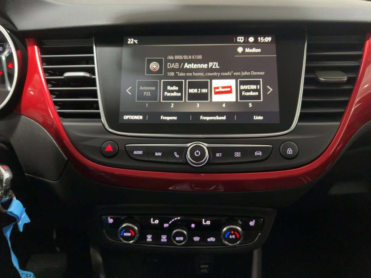 Fahrzeugbild eines Opel Crossland X