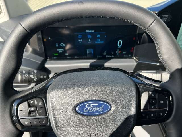 Fahrzeugbild eines Ford Tourneo Custom