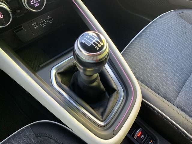 Fahrzeugbild eines Renault Clio