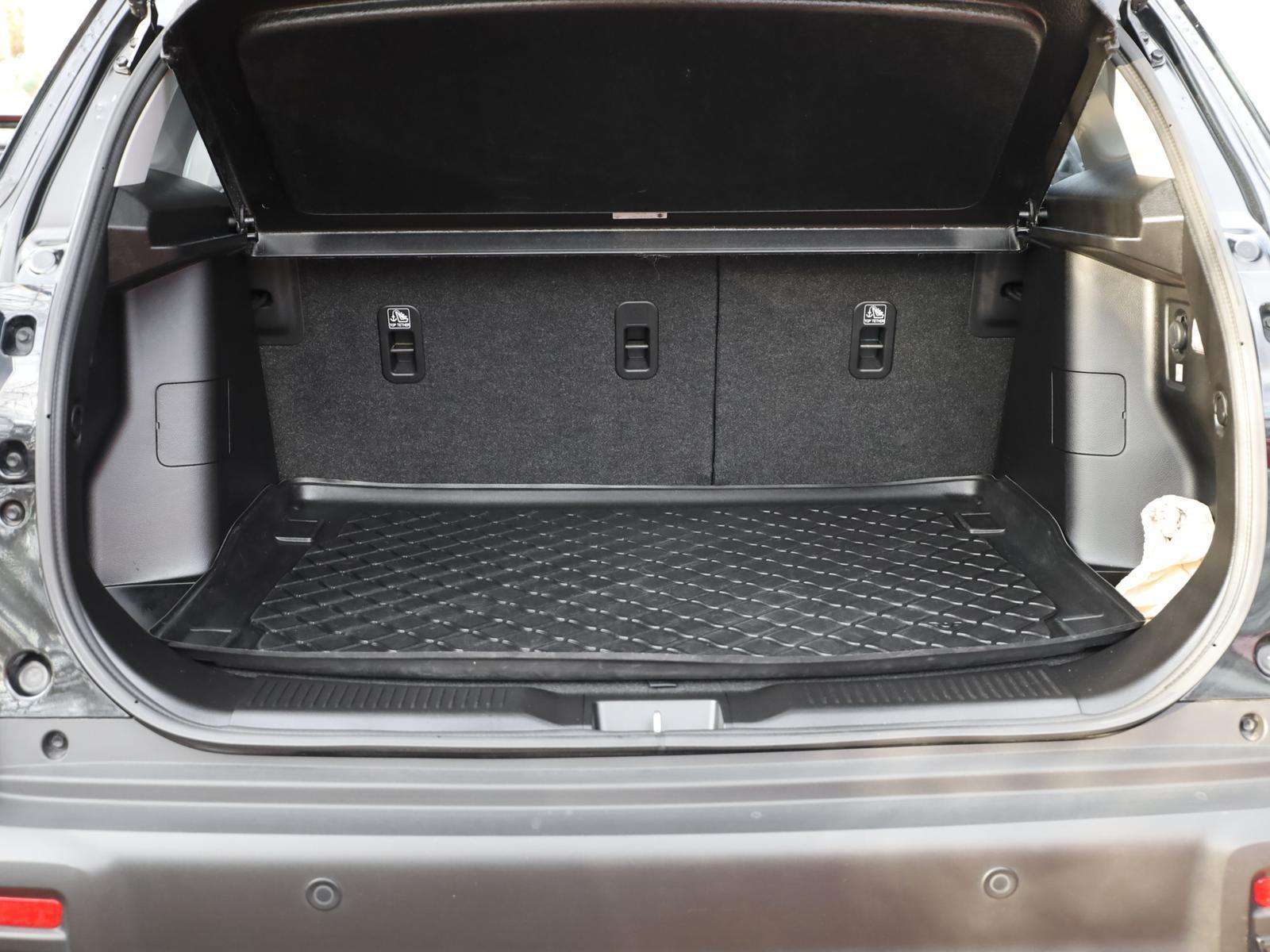 Fahrzeugbild eines Suzuki S-Cross