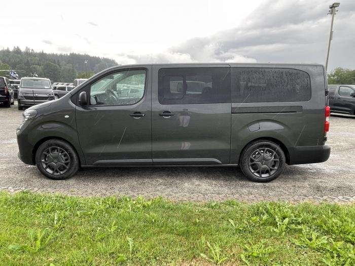 Fahrzeugbild eines Opel Vivaro