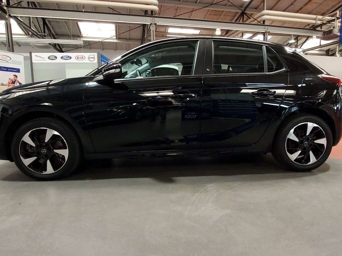 Fahrzeugbild eines Opel Corsa