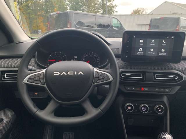 Fahrzeugbild eines Dacia Sandero