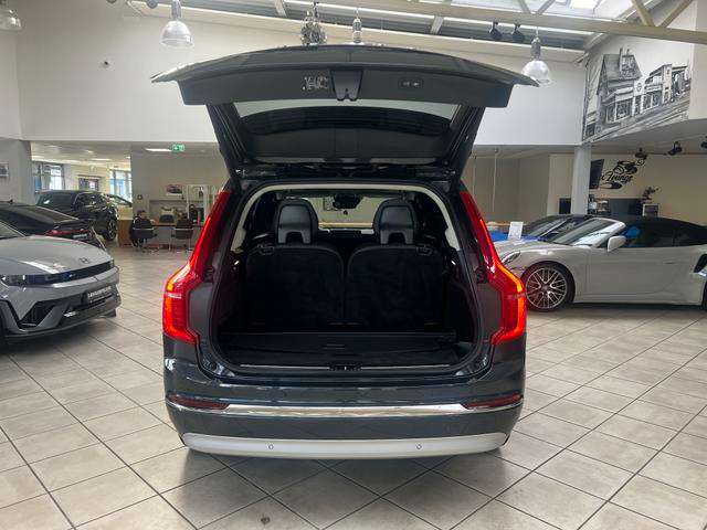 Fahrzeugbild eines Volvo XC90