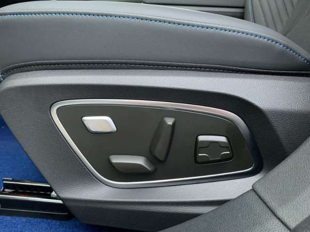 Fahrzeugbild eines Renault Scenic E-TECH