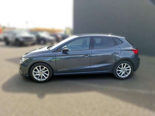 Fahrzeugbild eines SEAT Ibiza