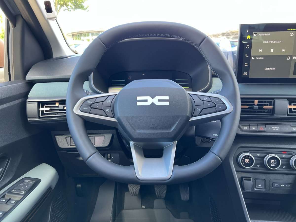 Fahrzeugbild eines Dacia Sandero