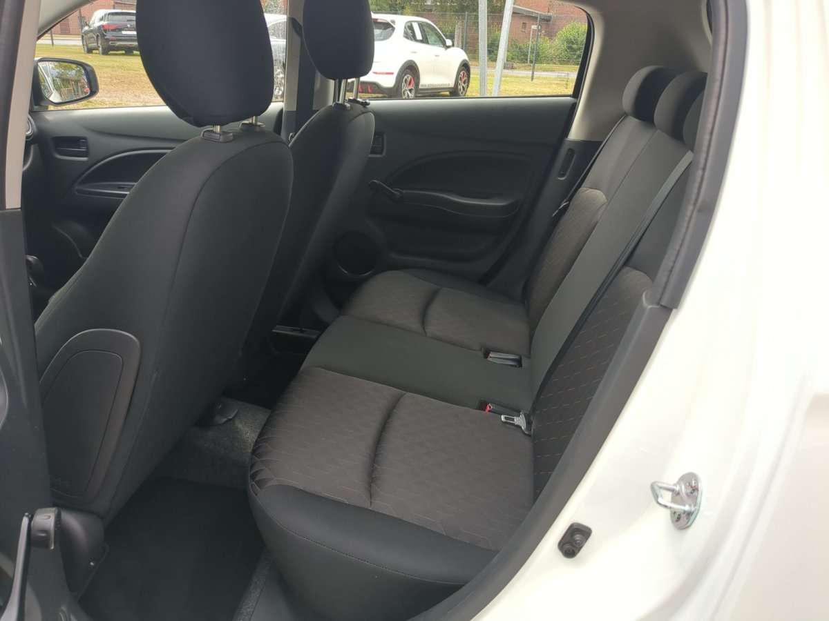 Fahrzeugbild eines Mitsubishi Space Star