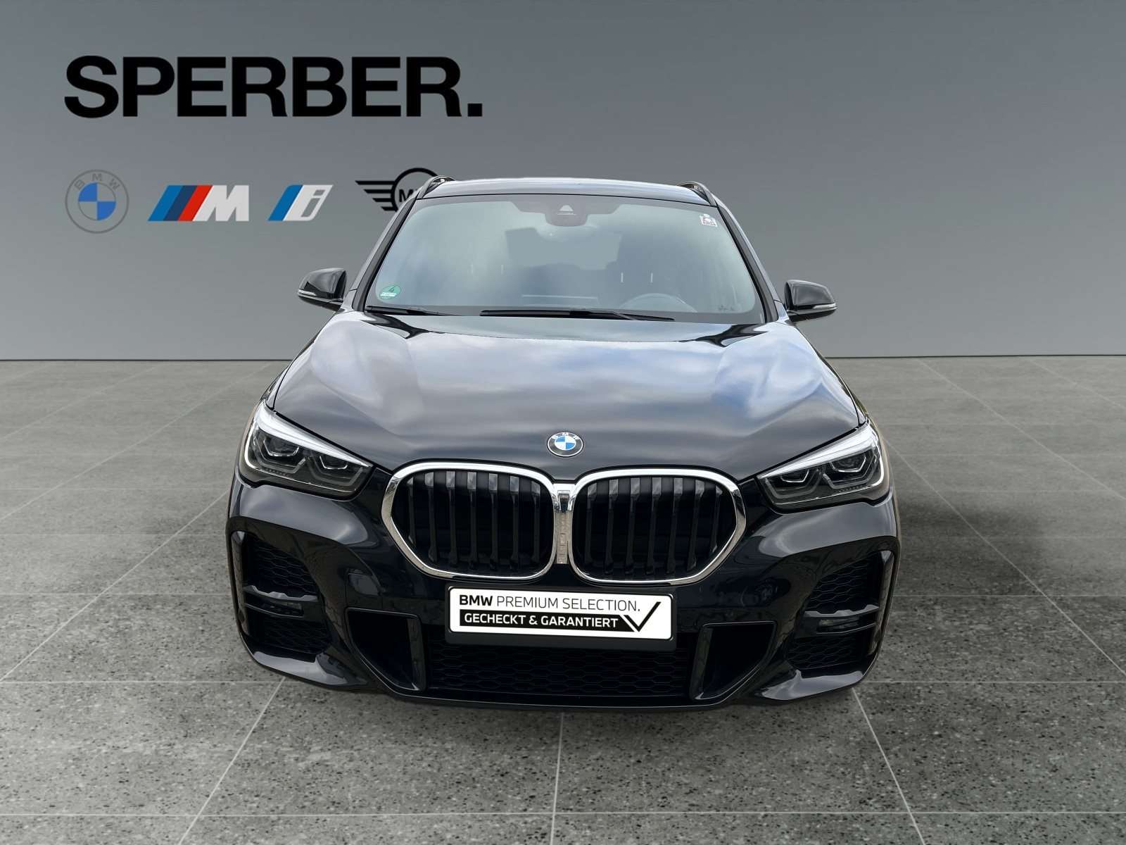 Fahrzeugbild eines BMW X1