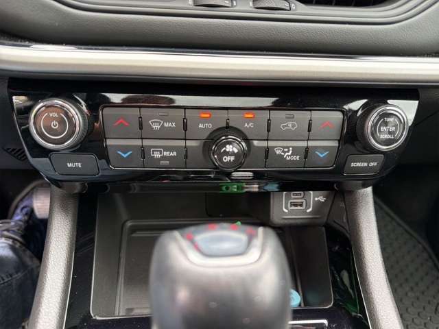Fahrzeugbild eines Jeep Compass