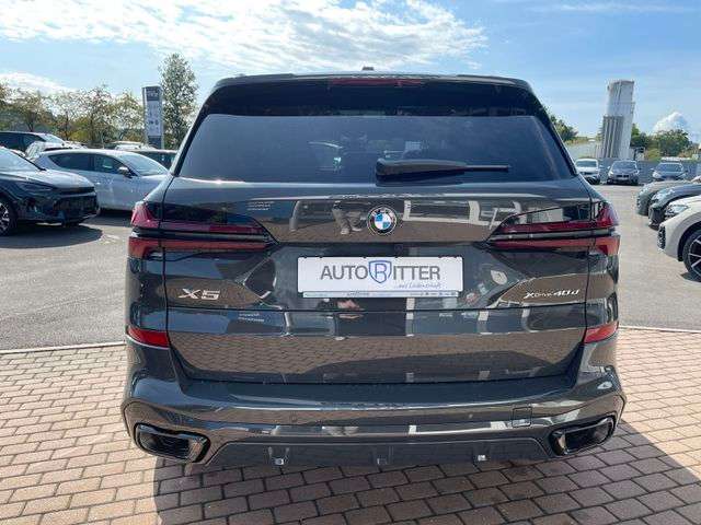 Fahrzeugbild eines BMW X5