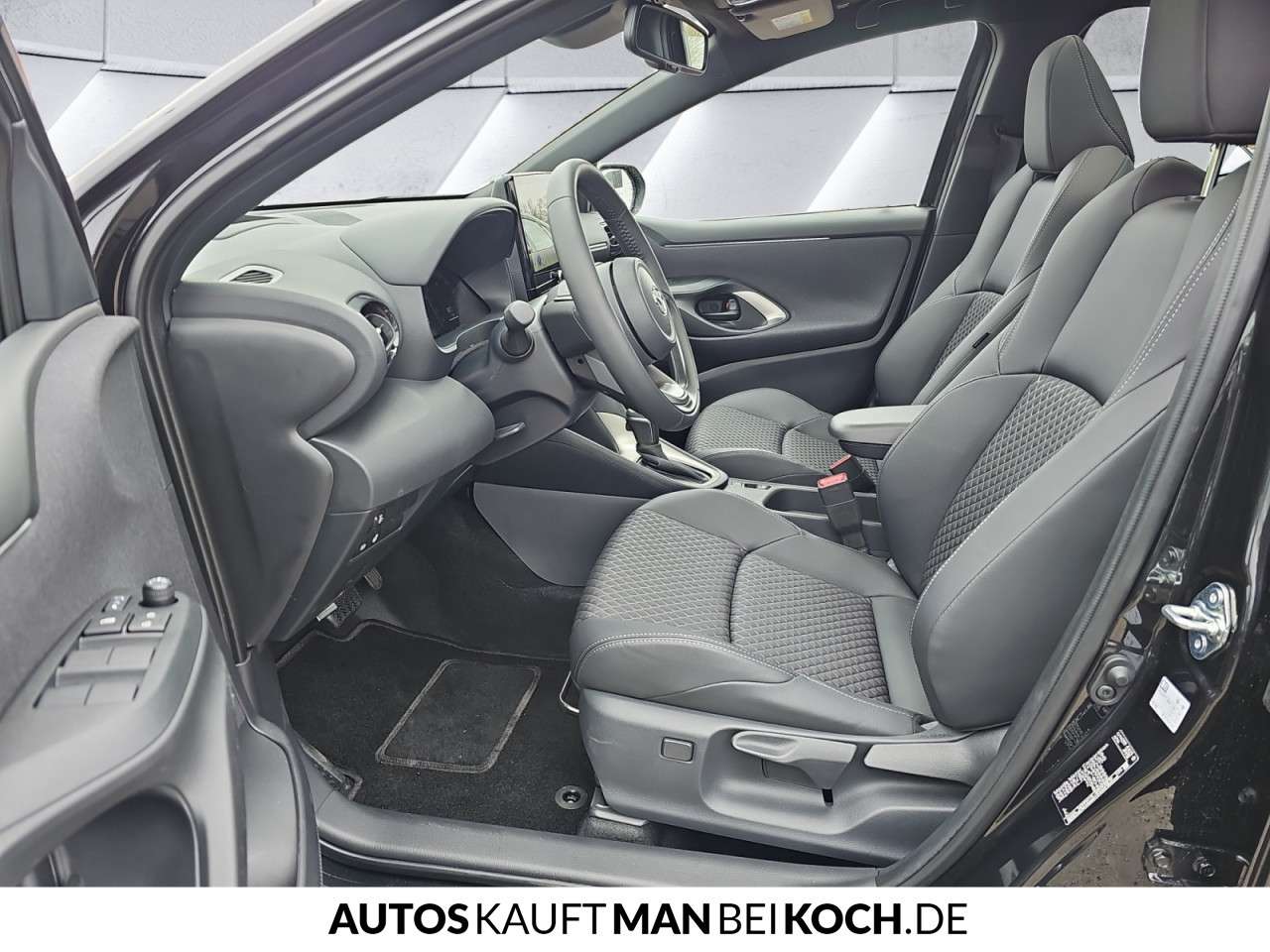 Fahrzeugbild eines Mazda Mazda2 Hybrid