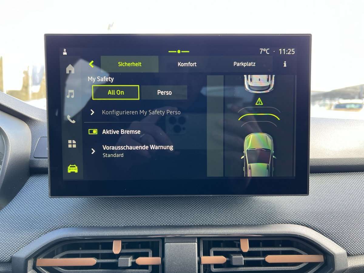 Fahrzeugbild eines Dacia Sandero