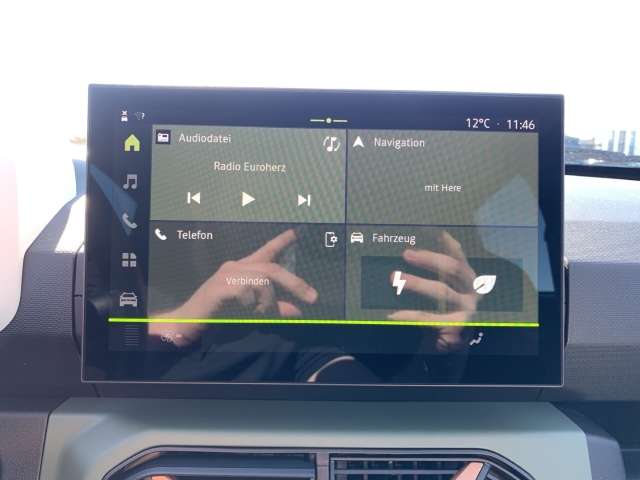 Fahrzeugbild eines Dacia Spring