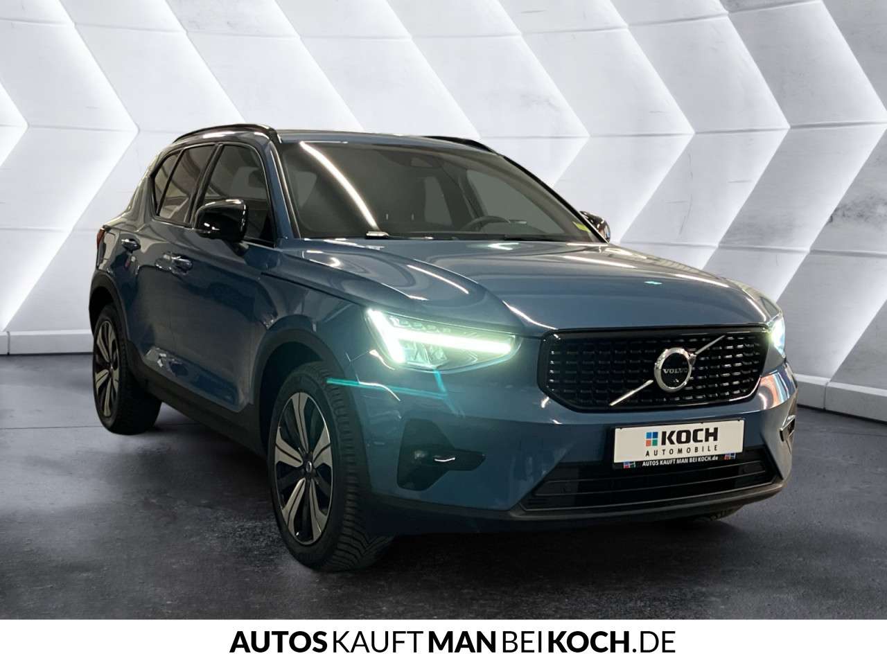 Fahrzeugbild eines Volvo XC40