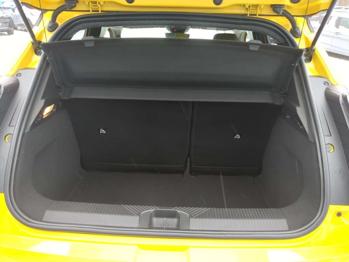 Fahrzeugbild eines Renault 5 E-TECH