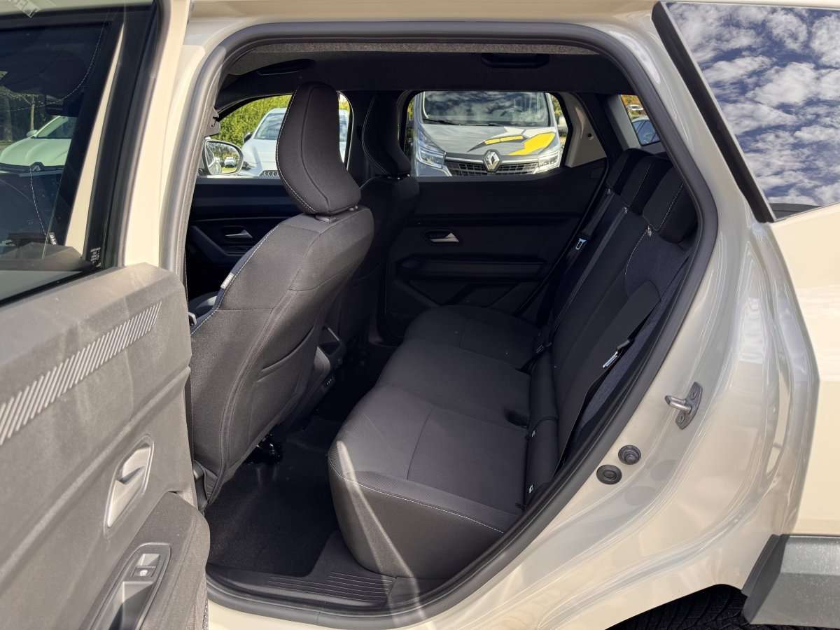 Fahrzeugbild eines Dacia Duster