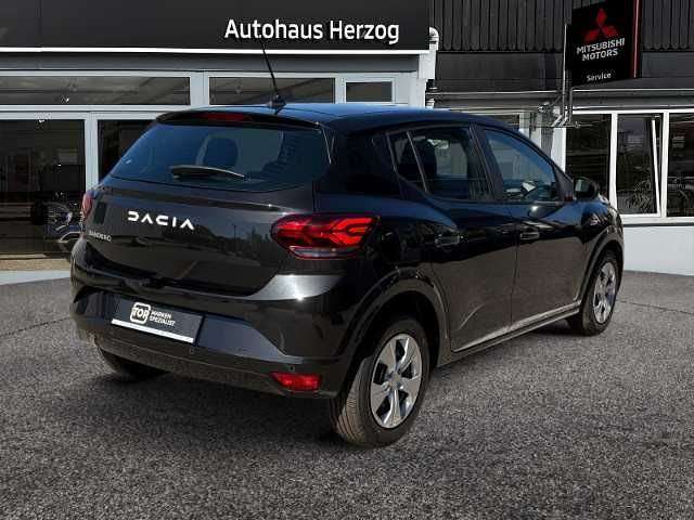 Fahrzeugbild eines Dacia Sandero