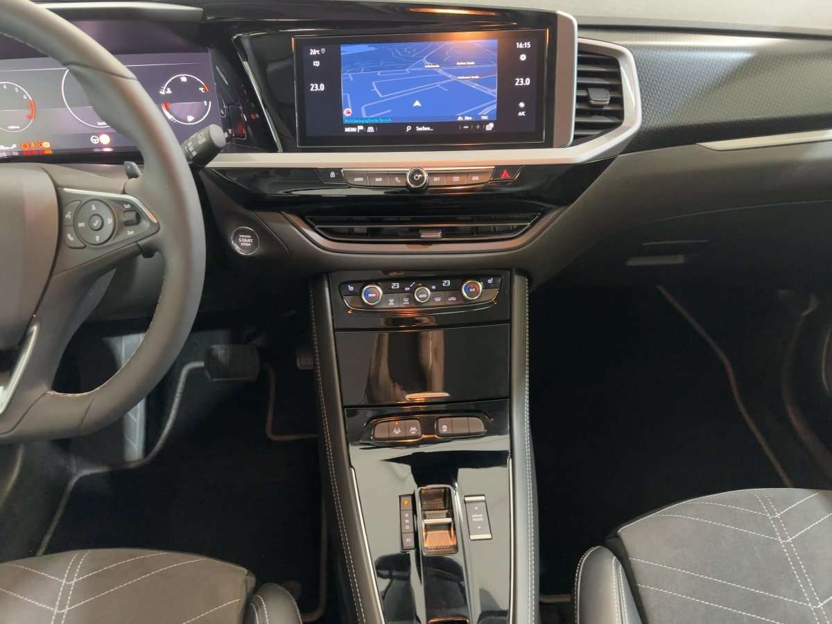 Fahrzeugbild eines Opel Grandland X