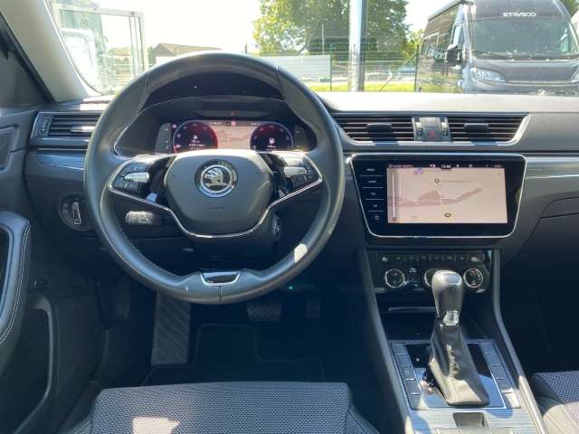 Fahrzeugbild eines Skoda Superb