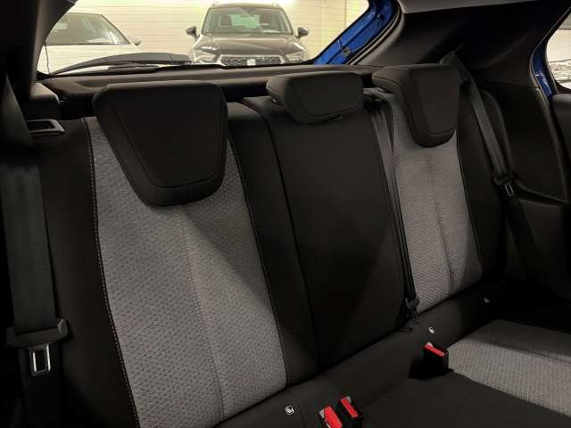 Fahrzeugbild eines Opel Corsa