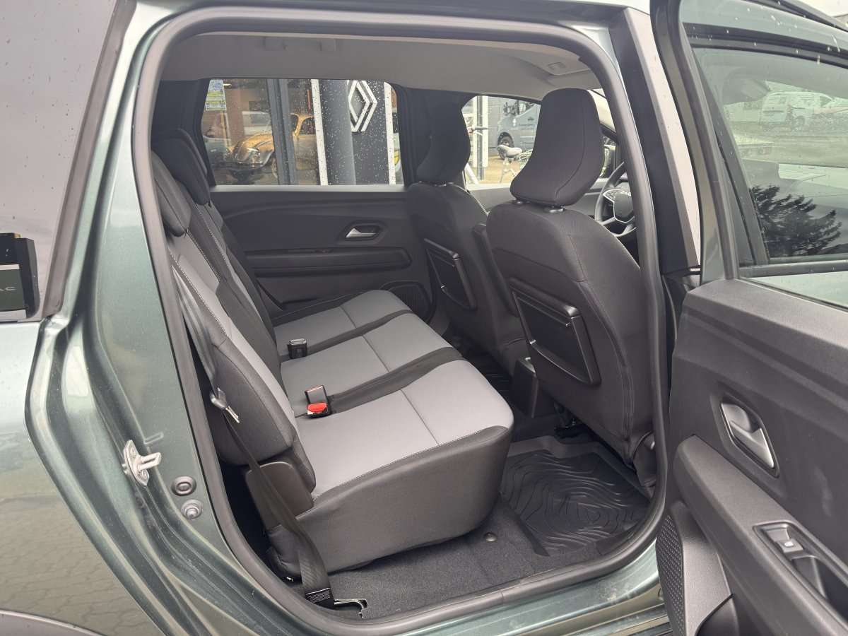 Fahrzeugbild eines Dacia Jogger