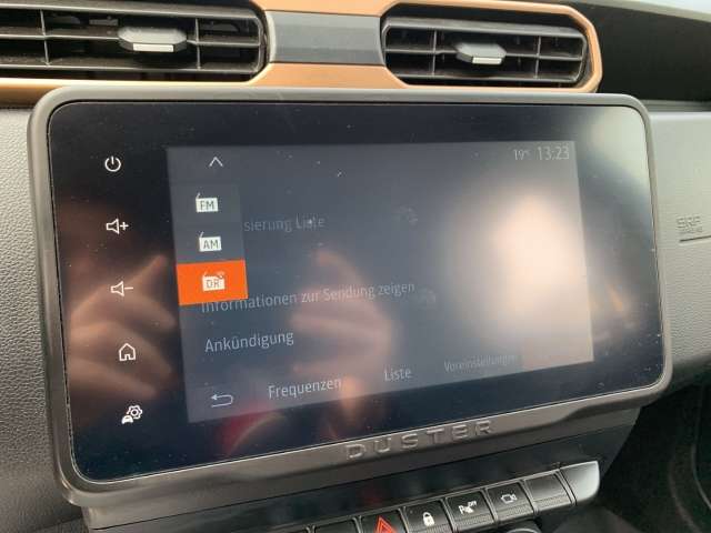 Fahrzeugbild eines Dacia Duster