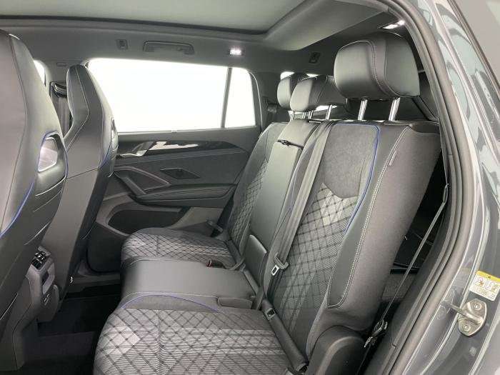Fahrzeugbild eines Volkswagen Tayron