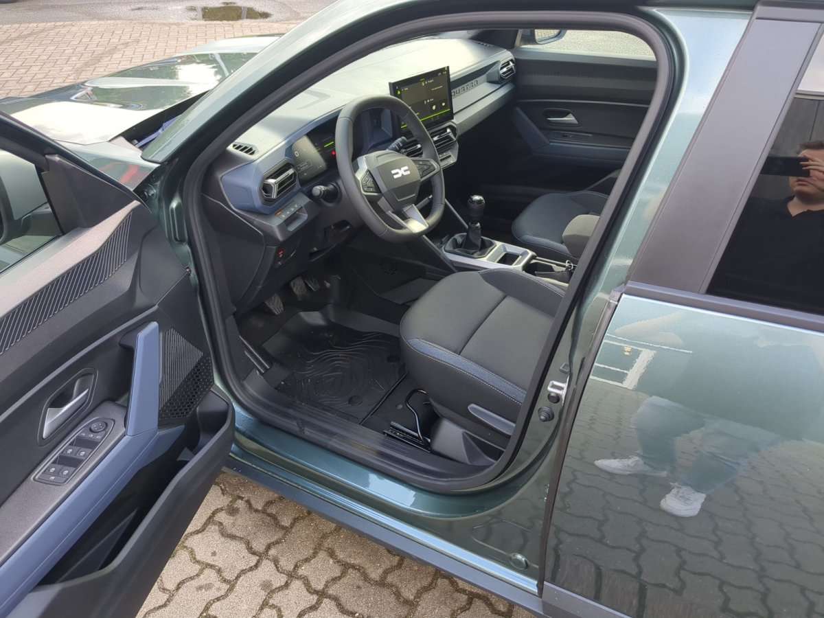 Fahrzeugbild eines Dacia Duster