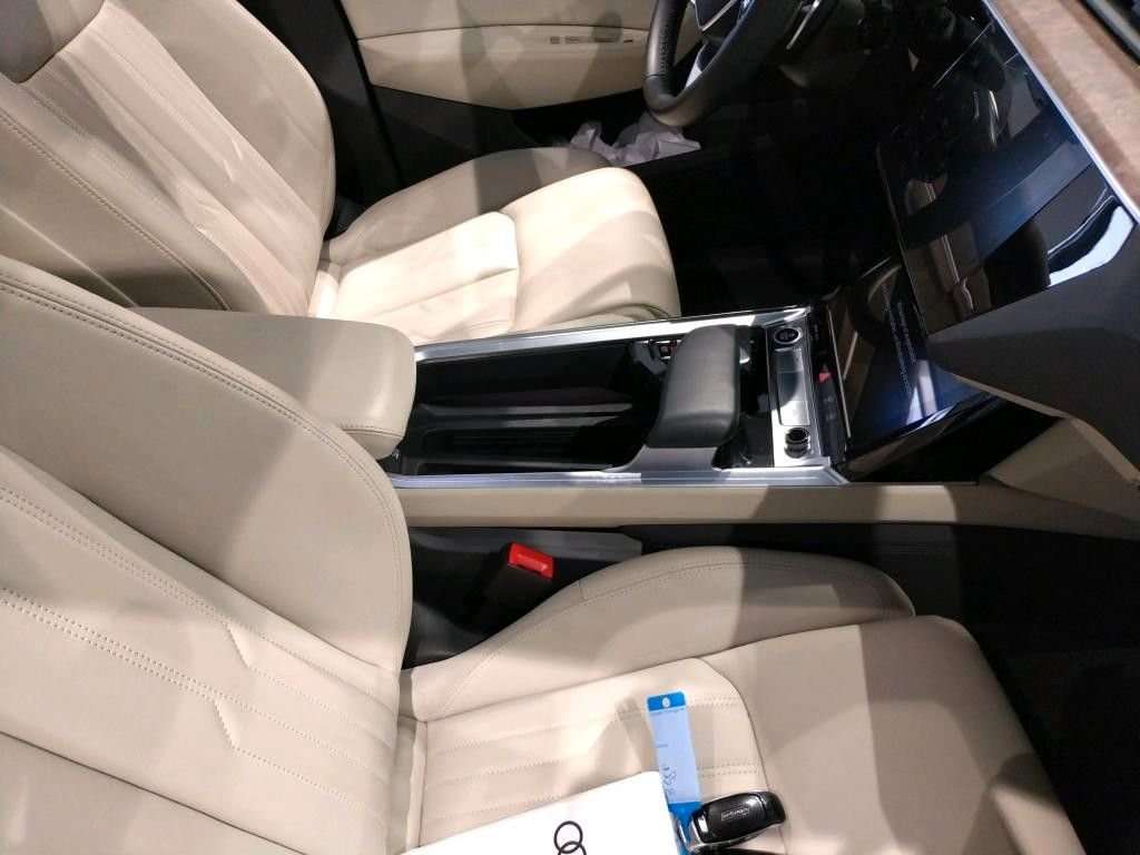 Fahrzeugbild eines Audi e-tron