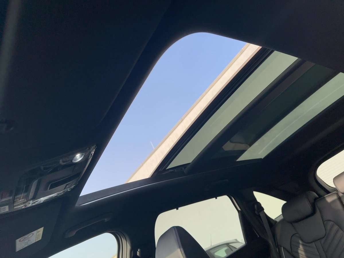 Fahrzeugbild eines Kia Sorento