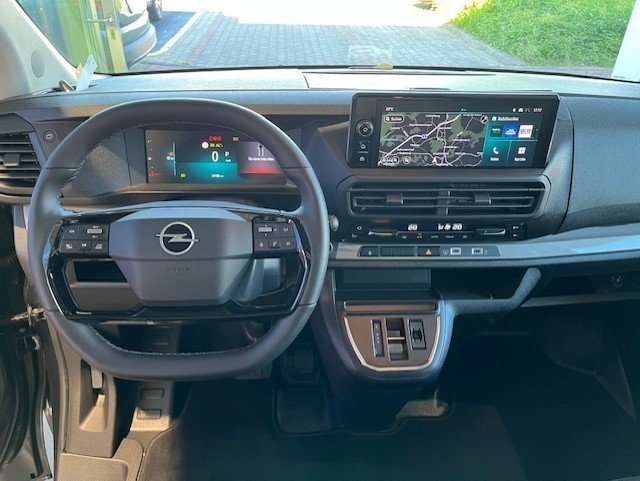 Fahrzeugbild eines Opel Vivaro