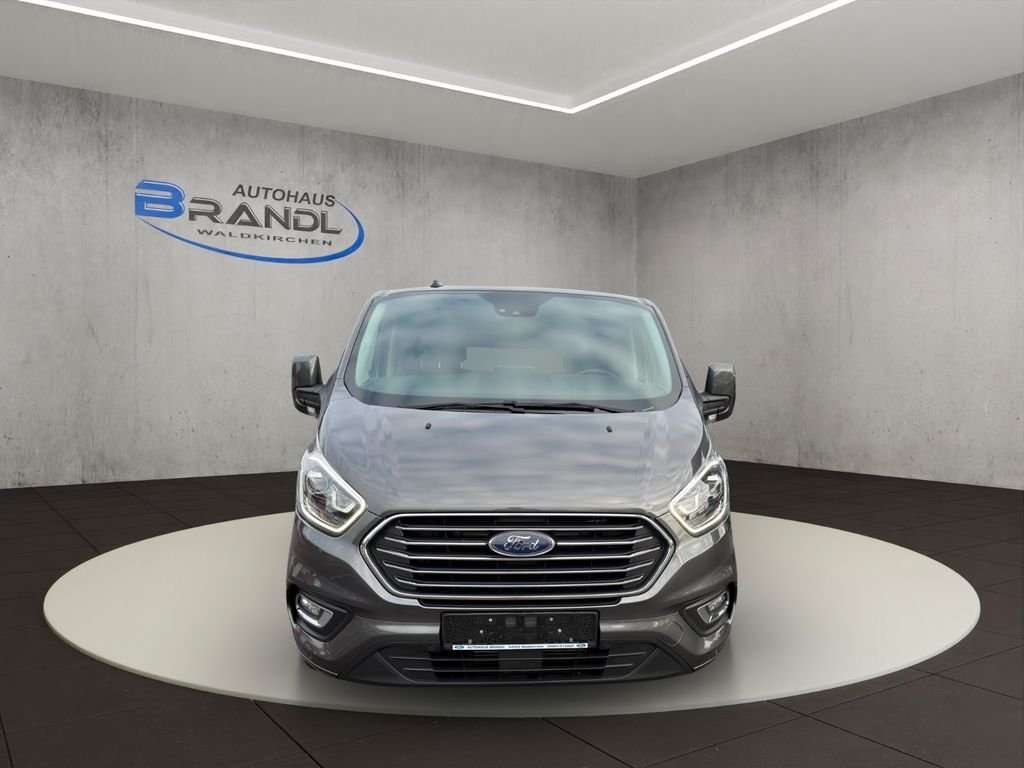 Fahrzeugbild eines Ford Tourneo Custom
