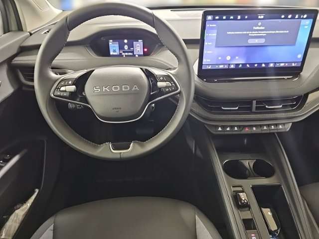 Fahrzeugbild eines Skoda ELROQ