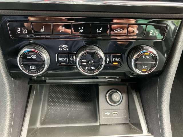 Fahrzeugbild eines Skoda Superb