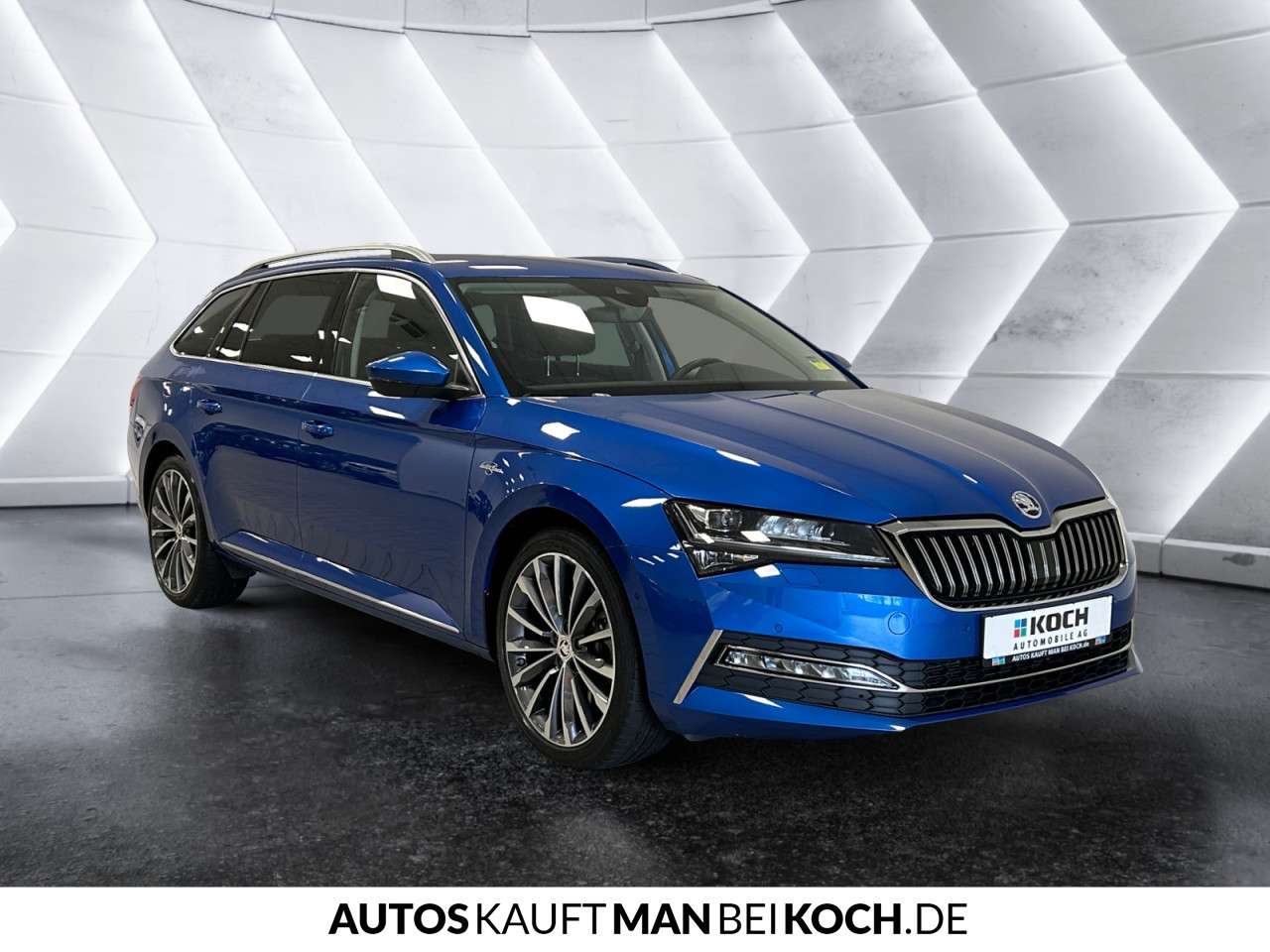 Fahrzeugbild eines Skoda Superb