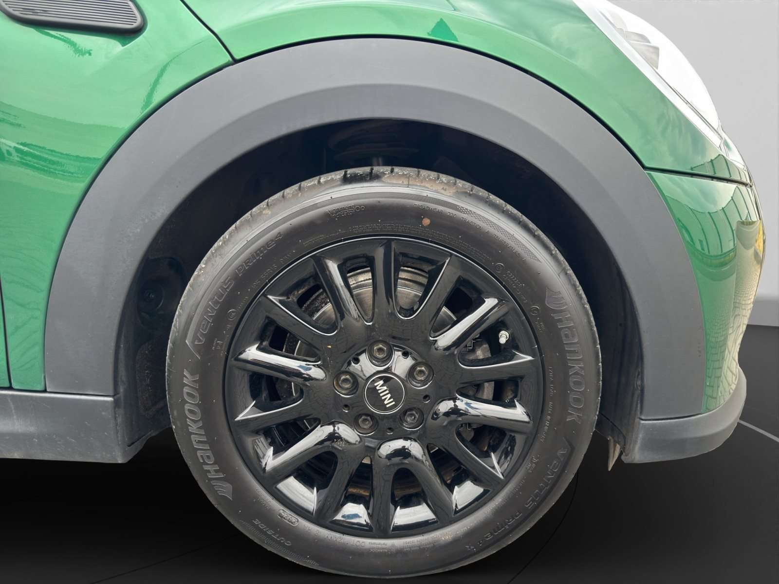 Fahrzeugbild eines MINI COOPER