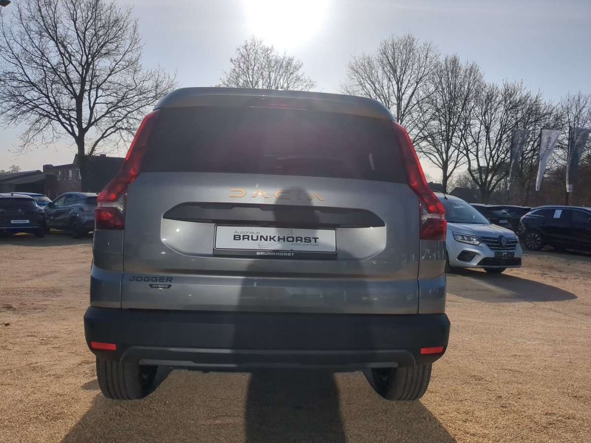 Fahrzeugbild eines Dacia Jogger