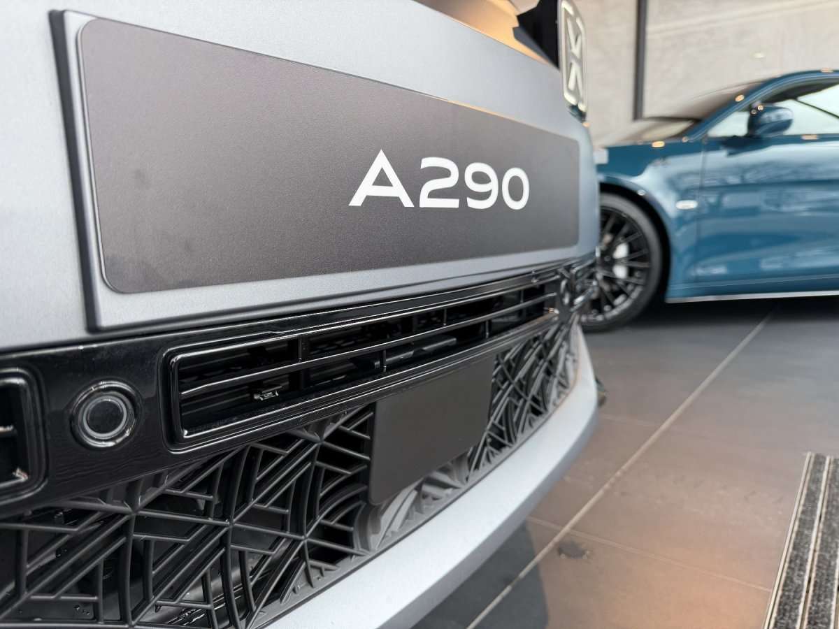 Fahrzeugbild eines Alpine A290