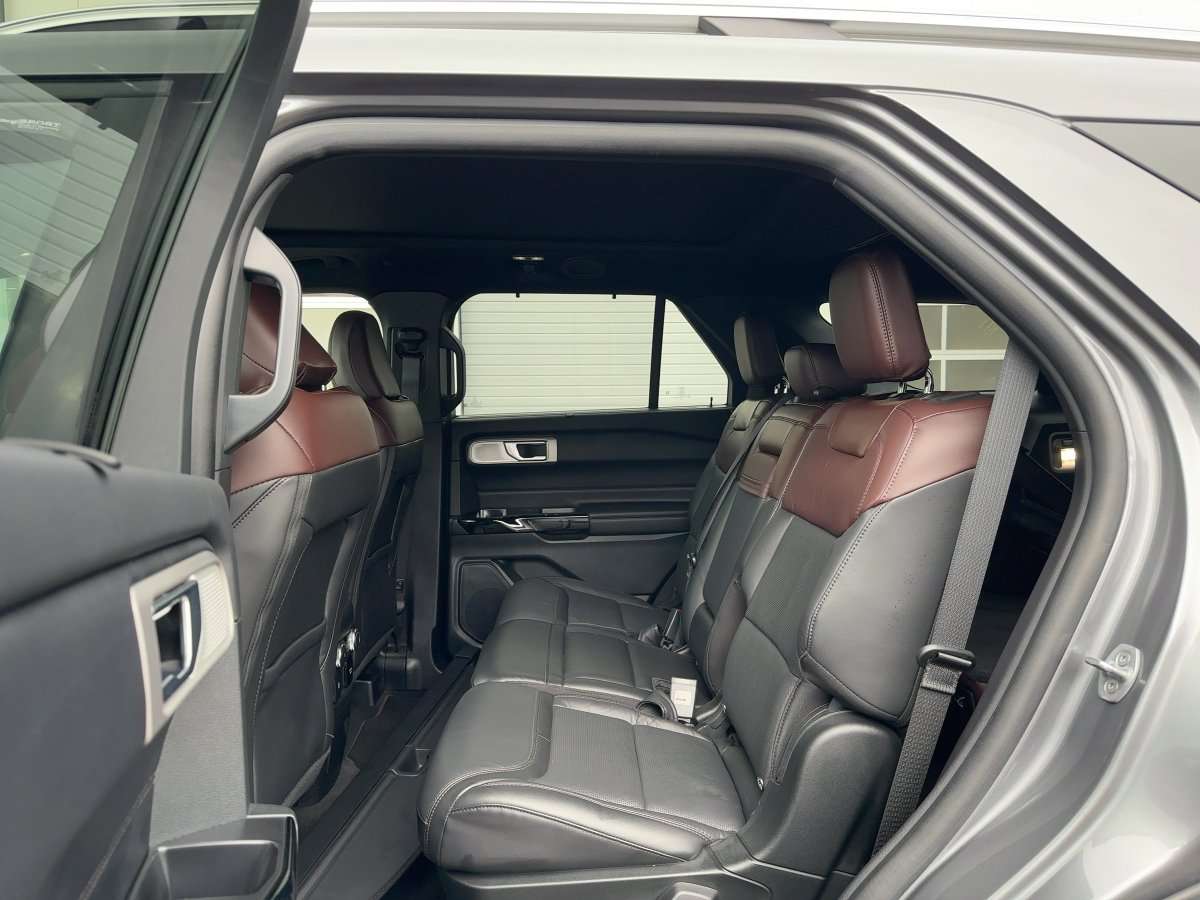 Fahrzeugbild eines Ford Explorer