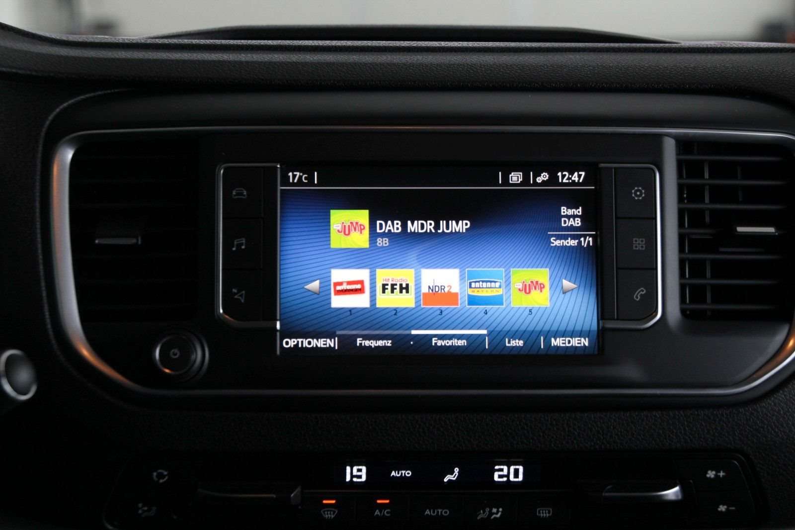 Fahrzeugbild eines Toyota Proace