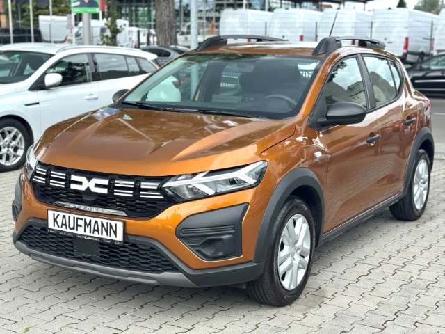 Fahrzeugbild eines Dacia Sandero