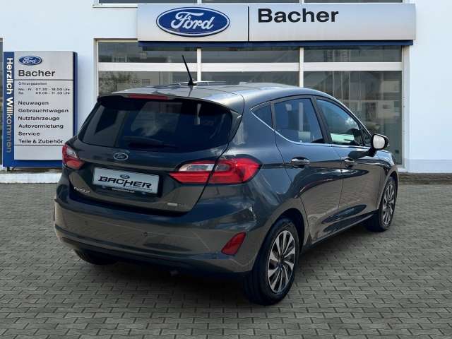 Fahrzeugbild eines Ford Fiesta