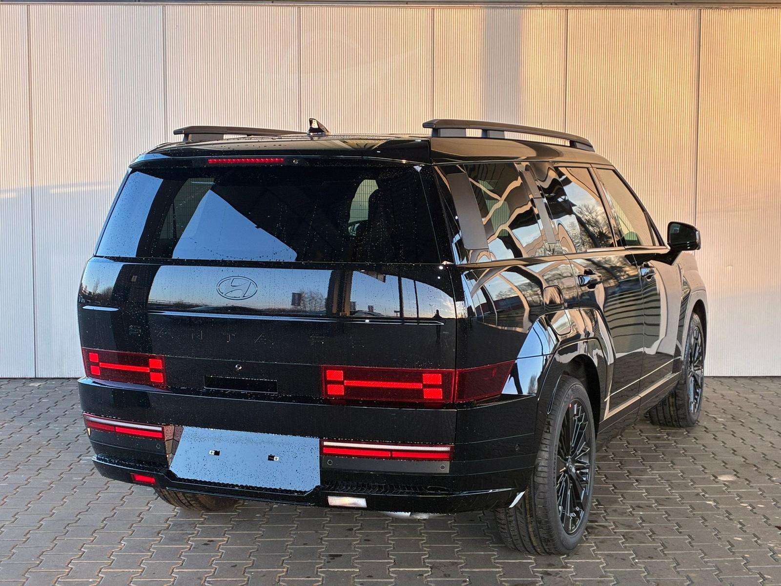 Fahrzeugbild eines Hyundai Santa Fe