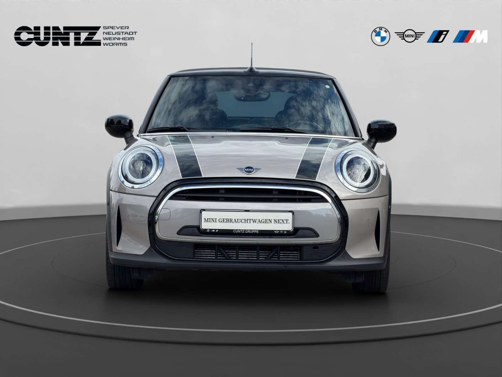 Fahrzeugbild eines MINI COOPER