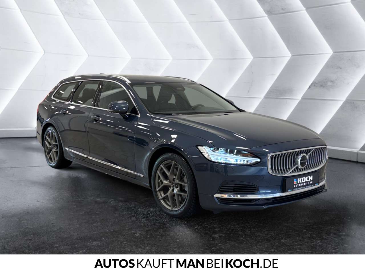 Fahrzeugbild eines Volvo V90