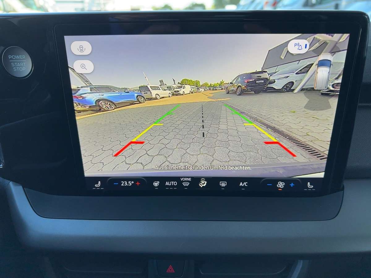 Fahrzeugbild eines Ford Transit Courier