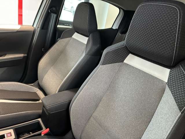 Fahrzeugbild eines Opel Frontera
