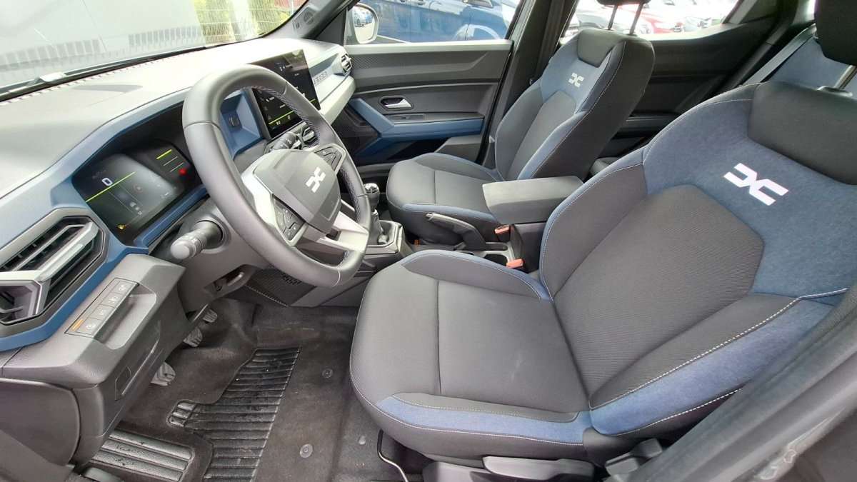 Fahrzeugbild eines Dacia Duster